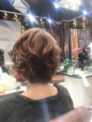 -PE SALON