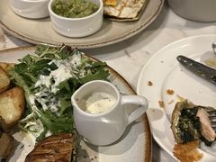 -ROAST coffee & eatery