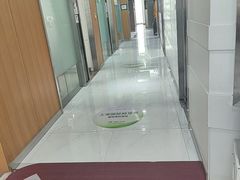 -雅悦齿科(顾村公园店)
