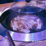 家门口好吃的铁锅炖[调皮]