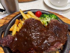 -香港新发烧腊茶餐厅(水围店)