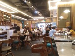 大堂-胡须佬鸡煲四季火锅店(石厦西村直营店)