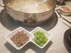 -左庭右院鲜牛肉火锅(浦江欢乐颂店)
