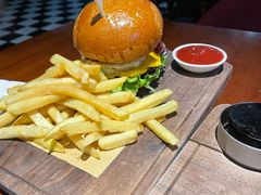 -LENBACH兰巴赫西餐·精酿啤酒(香格里拉店)