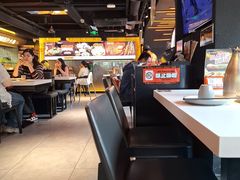 -鸣记脆皮烤鱼·海鲜烤鱼(三八广场店)