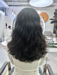 -DO A HAIRSTYLE