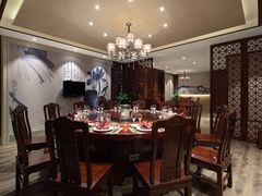 -梅花香里大酒店(郁金香路店)