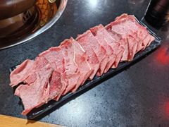 -果松木炭酸菜铜火锅·外婆参鸡汤