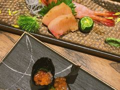 -肉魁屋·烧肉·烧鸟·酒场(高新店)