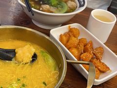 -黑白电视长沙小吃(美林M·LIVE天地东座店)