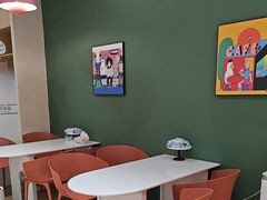 -ME Marvel English 麦迩威英语(万象城校区)
