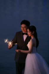 -雪中彩影婚纱摄影·微光艺术中心