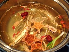 -千岛蚝高压锅生蚝·人参火锅(白云万达店)