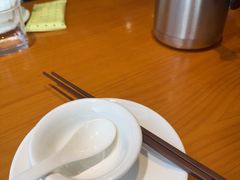 -莲餐厅·湖北菜·潜江小龙虾店(愚园路店)