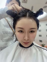 -东秀护肤造型