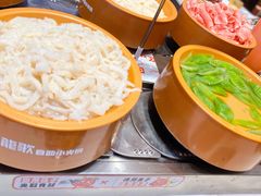 -龍歌自助小火锅(市南金茂湾店)