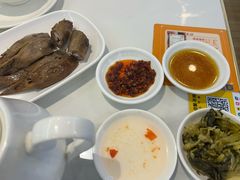 -陆记鹅庄·潮汕菜·狮头鹅(大仟里店)