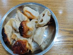 -黄阿姨锅贴大王(万航渡路店)