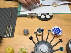 -亨得利名表服务中心(上海湾店)