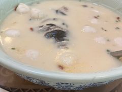 鱼头鱼丸汤-罗阳人家私房菜(罗阳路店)
