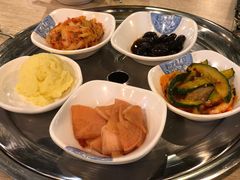 餐前小食-郑阿姨的家·이모네·韩料&烤肉(武川路店)