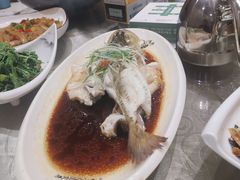 -黄鹤楼大酒店(友谊北大街店)