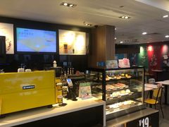 面包甜点陈列柜-麦当劳(宜安广场店)