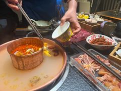 -菌自由丨野生菌火锅特色庭院餐厅(丽江古城店)