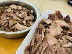-吾穆勒蓬灰牛肉面·清真(北滨河中路店)
