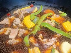 -锅老头海鲜铁锅炖