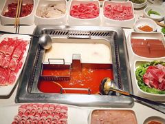 -海底捞火锅鲜切牛肉主题店(长寿路店)
