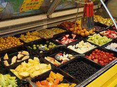 自助取餐区-老炳·七丛松甘草水果