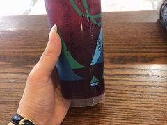 -星巴克(杭州西湖银泰1F店)