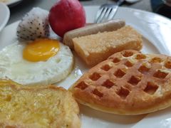 -筠咖啡西餐厅(上海国展宝龙丽筠酒店)