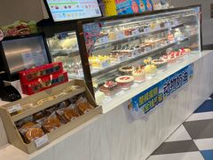 -85度C(生甜甜圈研究工坊·上海平凉店)