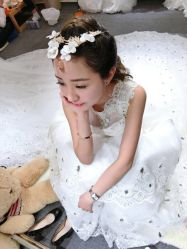 点击看大图 -爱伊人婚纱礼服美妆馆