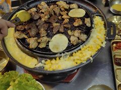 -胡悦里韩式烤肉(芝罘万达广场店)