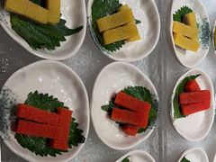 -雍容荟帝王蟹活龙虾展台自助(IFS黑金店)