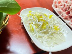 -华强阁菊花宴自助火锅店