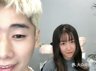 工作日这天调休 趁这个机会预约了下午来店里染个头发