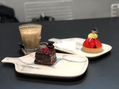 -UNI UNI(环亚凯瑟琳店)