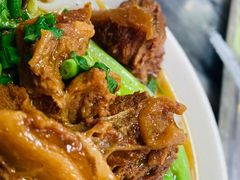 牛腩猪肠河粉-珍珍小食店(西华路店)