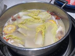 -三人行骨头王火锅(长寿店)