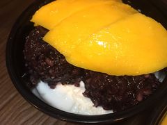 芒果白雪黑糯米-小团圆糖水铺(襄阳南路店)