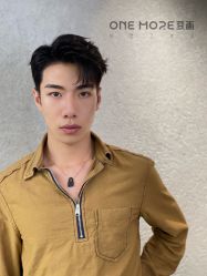 -变画·发型STUDIO