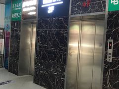 -东方巴黎购物广场