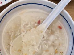 -蓉李记成都名小吃(武汉经开万达店)