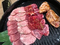 -鹤一烤肉自助餐厅(中关村店)