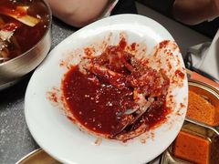 -草家酱蟹炭火烤肉店(珲春南路二店)