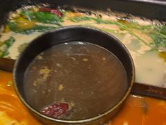 -老牌坊云南鱼豆花火锅(哈西万达店)